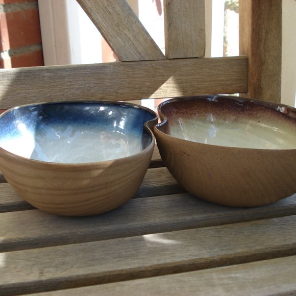 TWO PETER POTS QUAHOG BOWLS SEAGULL BLUE & MAHAGONY BROWN - Picture 10 of 10